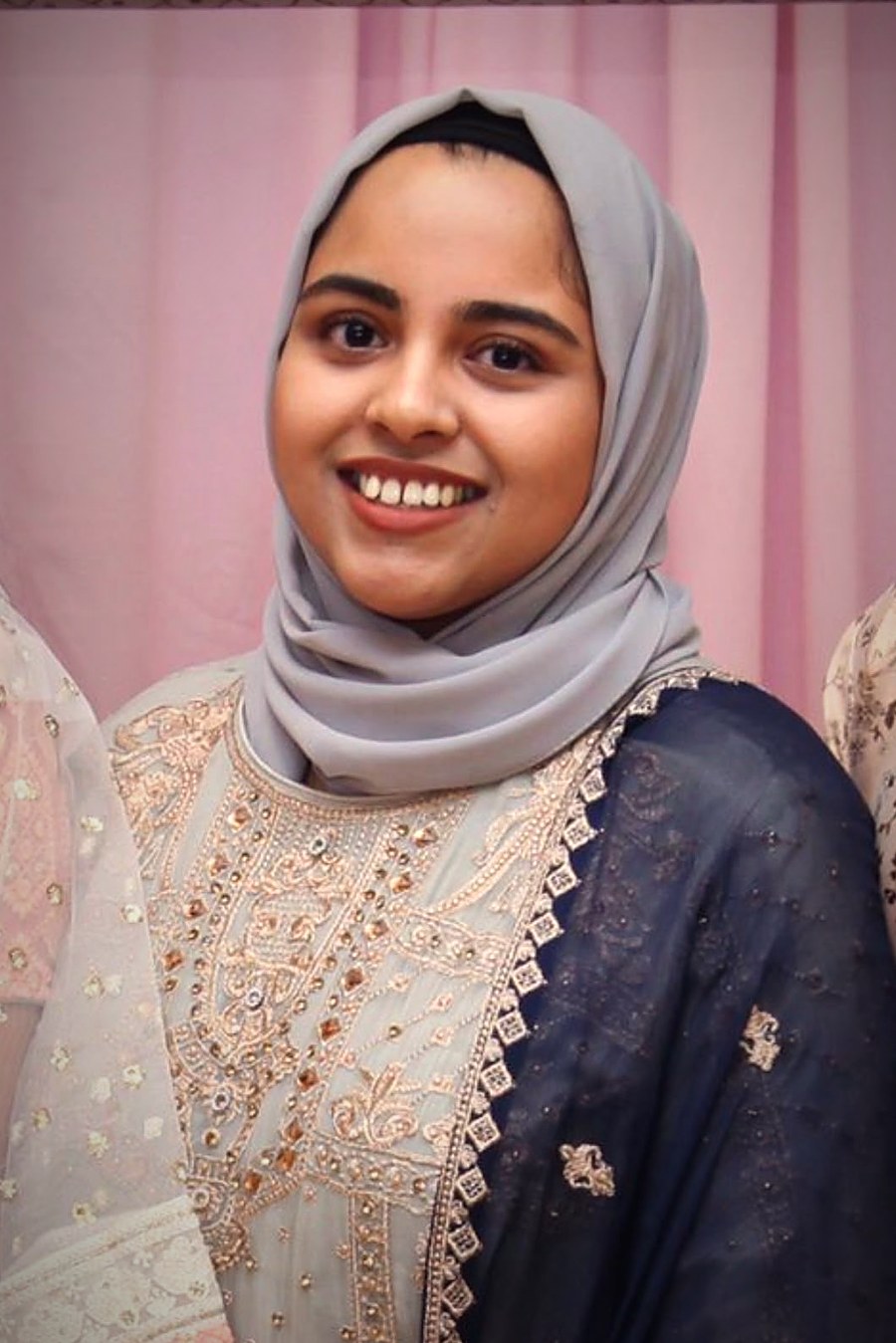 Before portrait of Sanaa